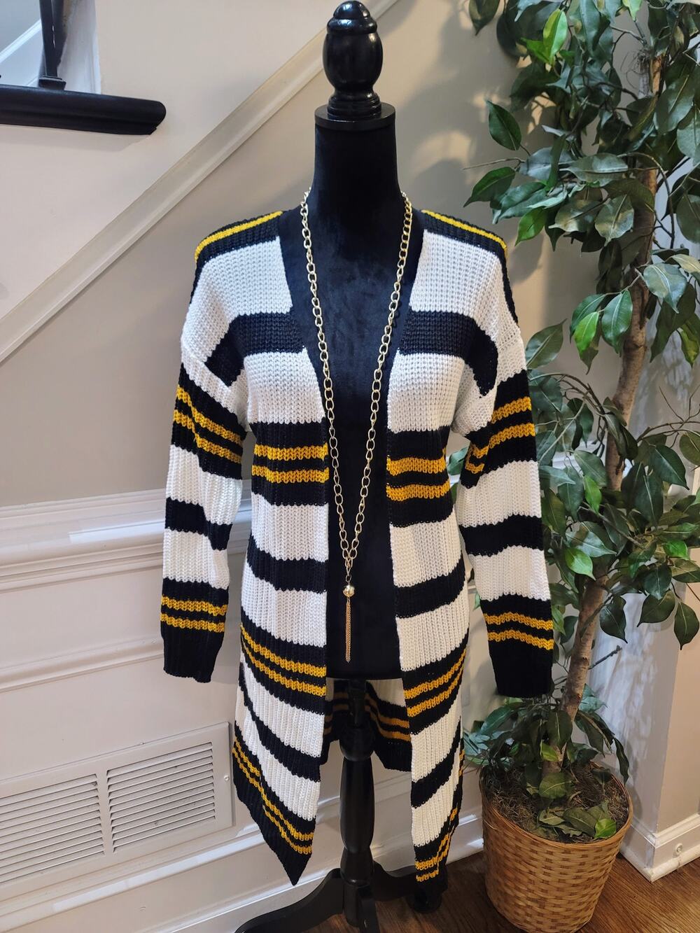 Evelyn Taylor Cardigan Sweater Women's Small Black/White Striped Open Front